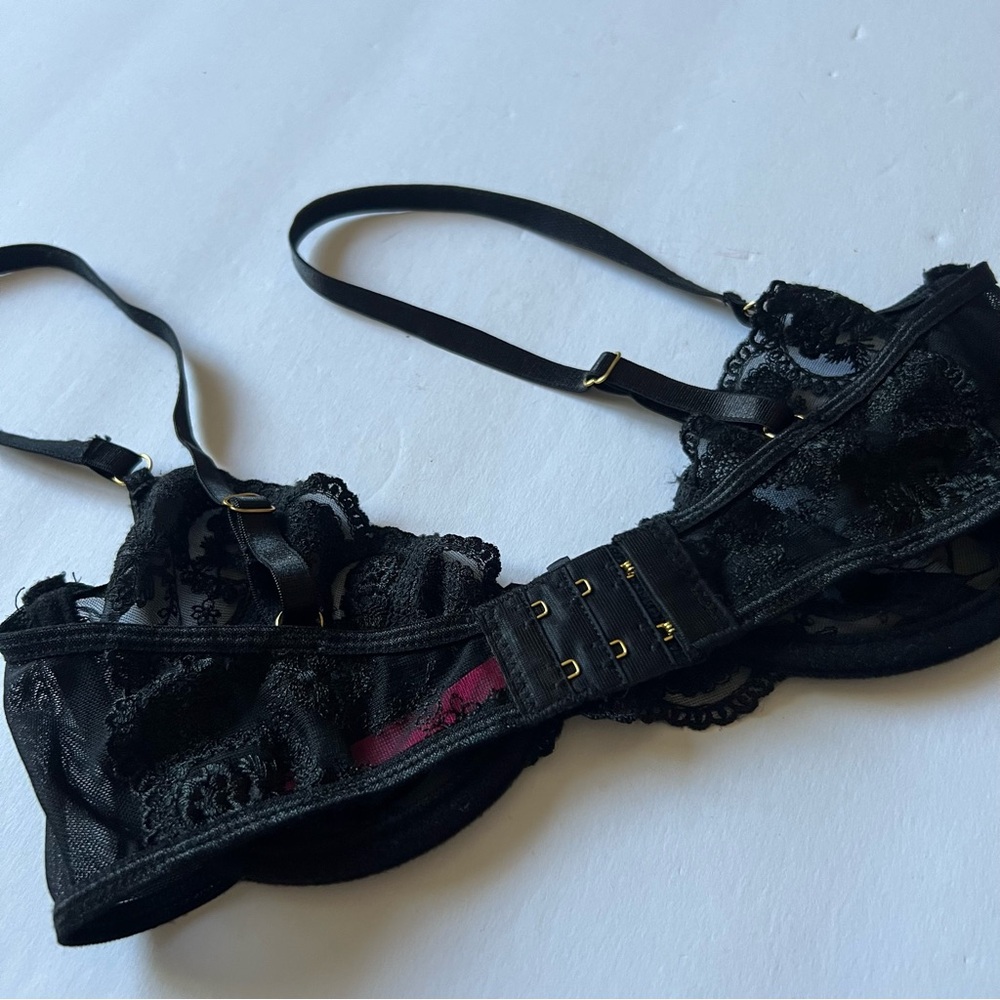 SEVEN ‘TILL MIDNIGHT LACE BRA BLACK SIZE SMALL NWOT - Picture 9 of 16